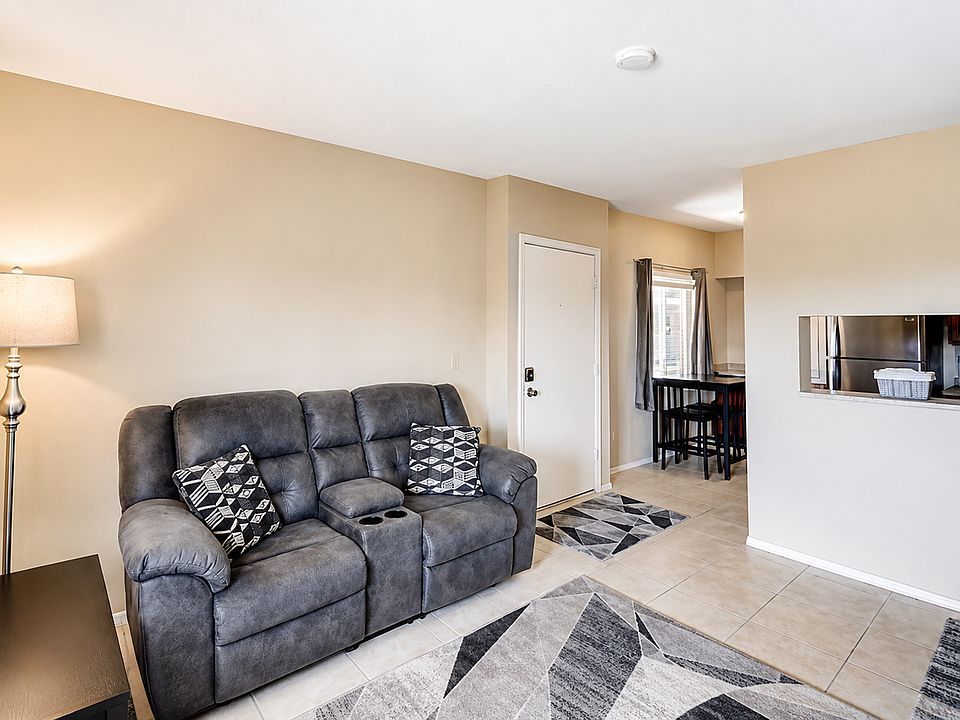 1st image of 1810 E Blacklidge Dr APT 514