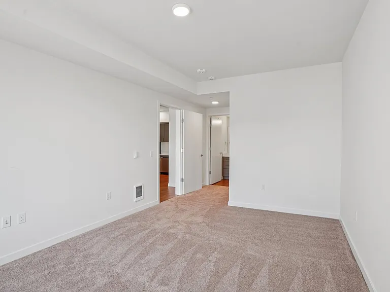 Hana Apartments — Photo 29