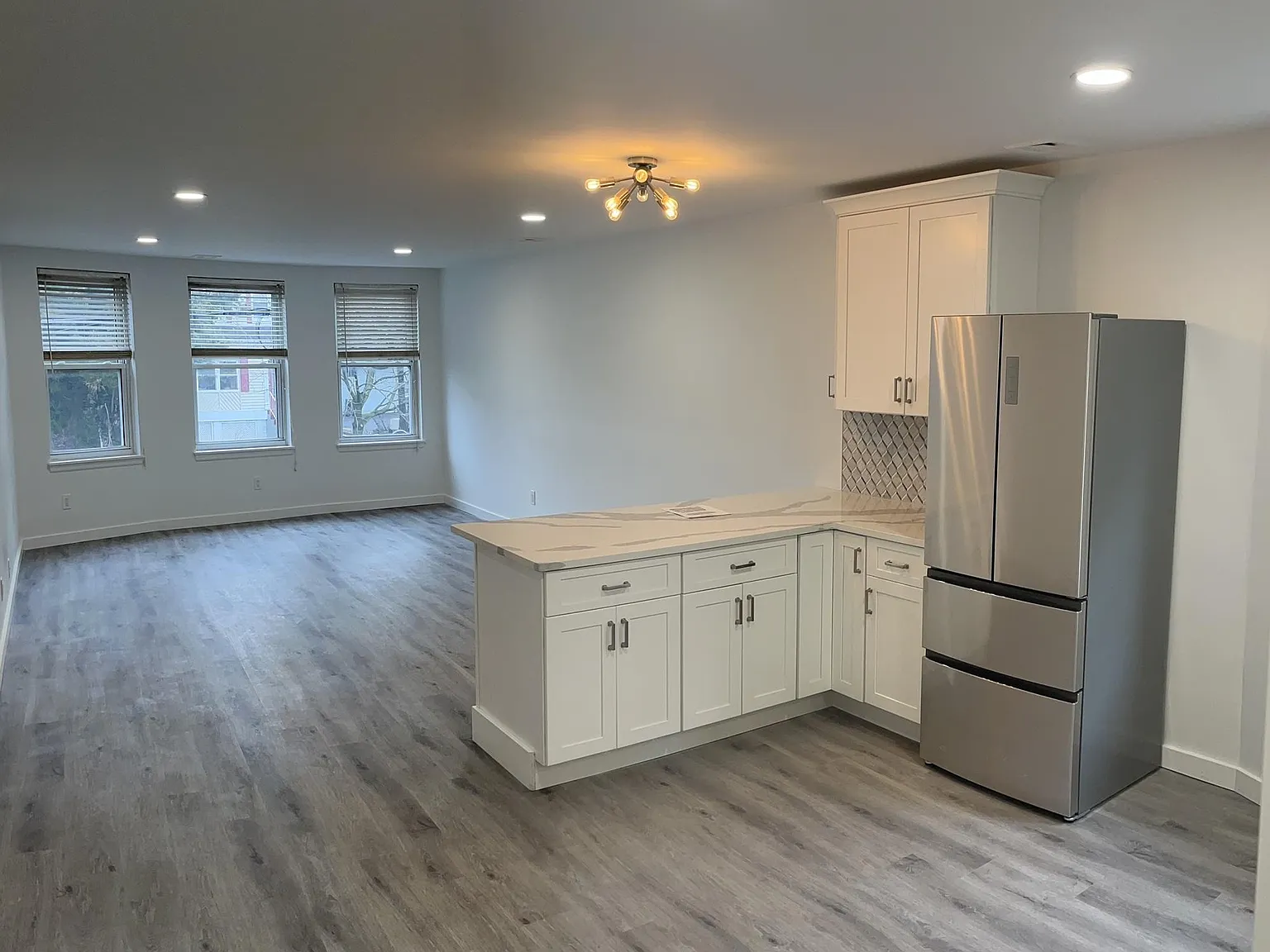 2 bed, 1600 sqft, $3,390 — Photo 3