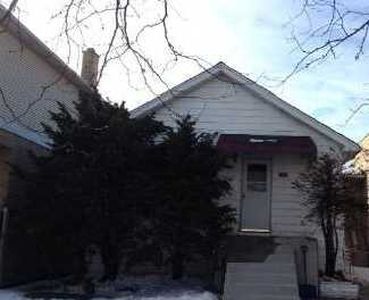 2252 N Narragansett Ave, Chicago, IL, 60639