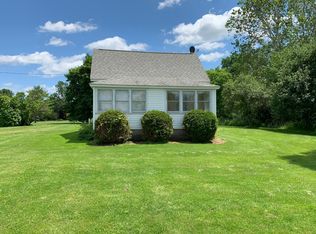 2754 N Coleman Rd, Coleman, MI 48618