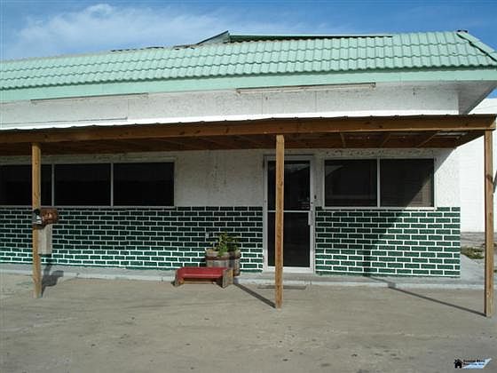 1st image of 100 N San Patricio St