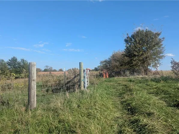 NE 232nd St, Lathrop, MO 64465