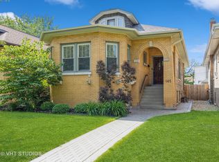 145 Le Moyne Pkwy, Oak Park, IL 60302