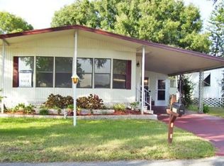 2210 Greymont Dr, Valrico, FL 33594