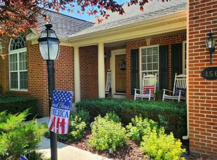 156 Flight O Arrows Way, Martinsburg, WV 25403