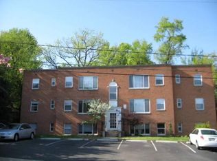 2011 6th St S APT 10, Arlington, VA 22204