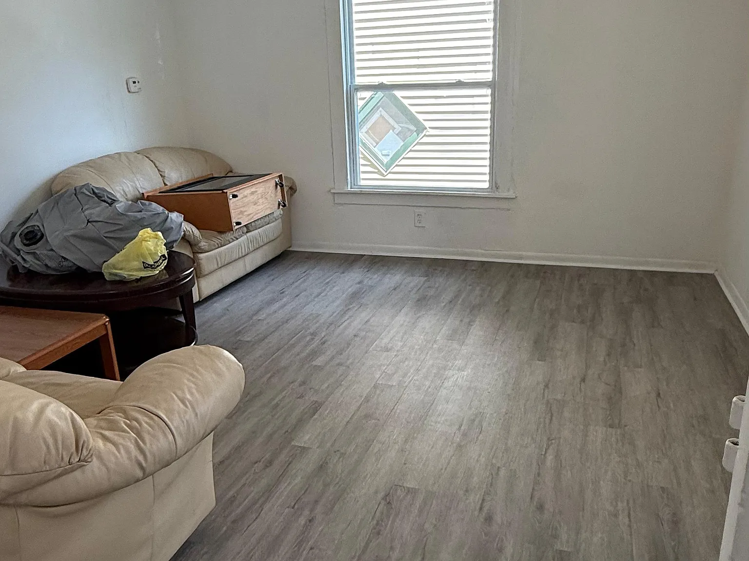 5 bed, 1100 sqft, $2,400 — Photo 4