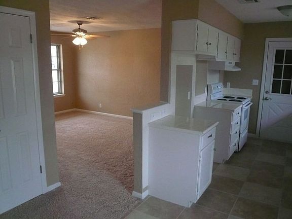 4th image of 2327 NW 43rd St
