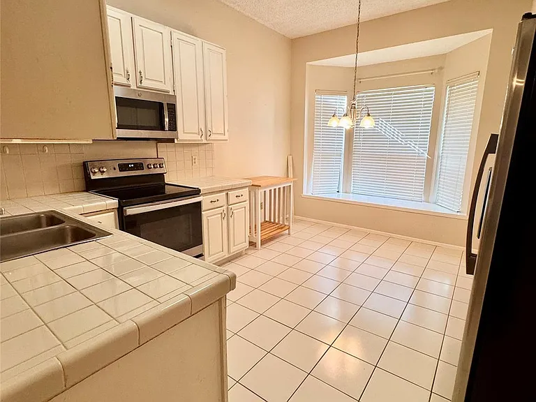 3423 Pecan Point Dr — Photo 5