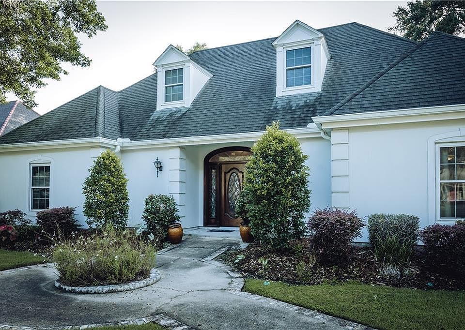 1st image of 18 Grand Cypress Ct