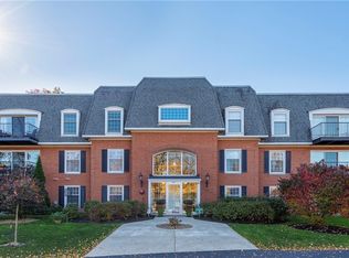 22701 Center Ridge Rd APT 311, Rocky River, OH 44116