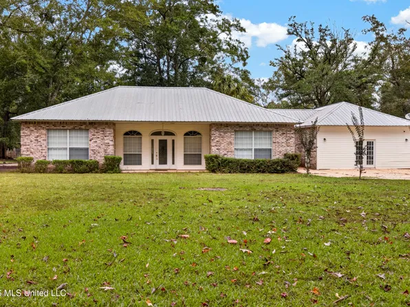 21601 Billy Johnson Rd, Moss Point, MS 39562