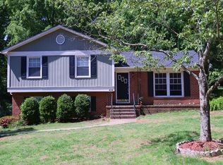 404 Seven Oaks Rd, Durham, NC 27704