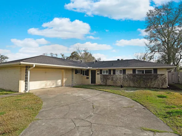 4307 Oaklawn St, Lake Charles, LA 70605