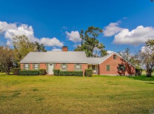 520 Pelican Dr, Raceland, LA 70394