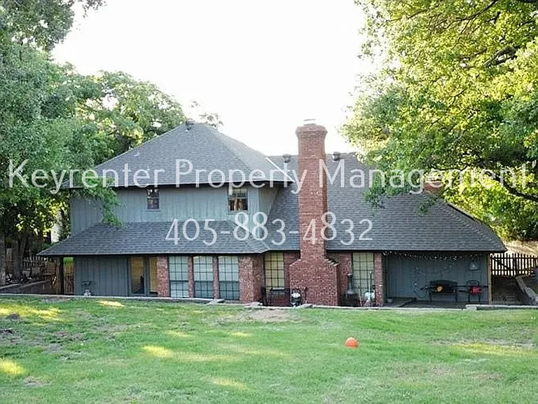 1408 Fox View Ct — Photo 27