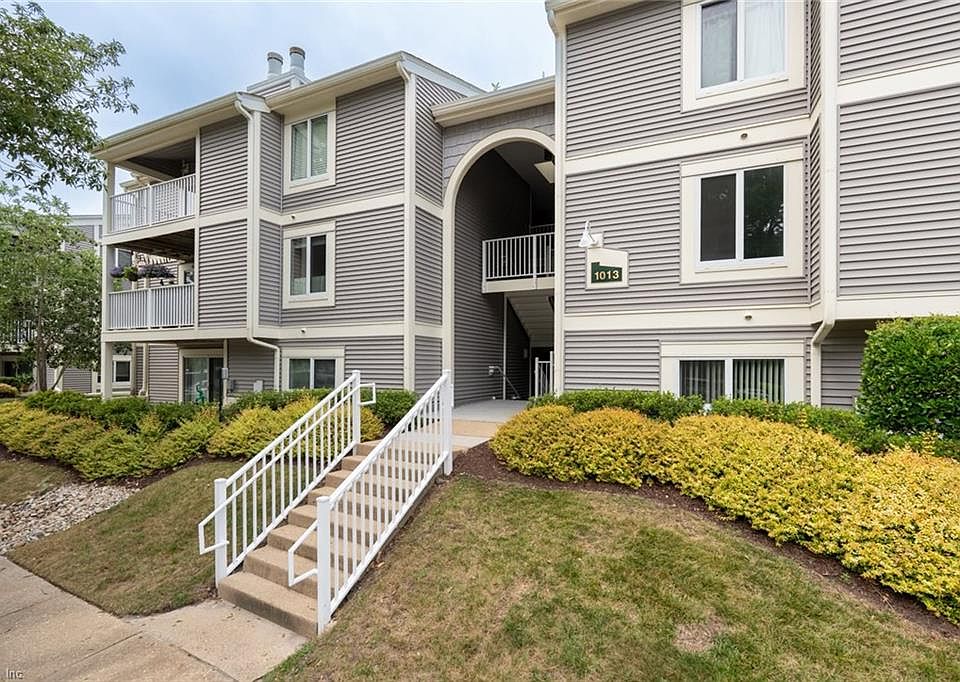 1st image of 1013 Autumn Woods Ln APT 103