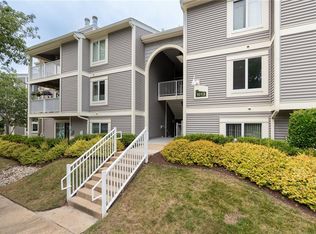 1013 Autumn Woods Ln APT 103, Virginia Beach, VA 23454