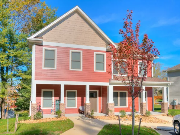 204 Uptown Trl, Blacksburg, VA 24060