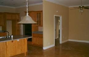 3rd image of 22962 Columbia Vista Dr