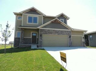 3683 169th St, Clive, IA 50325
