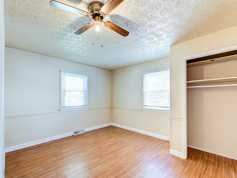 11215 Saint Damian Dr — Photo 14