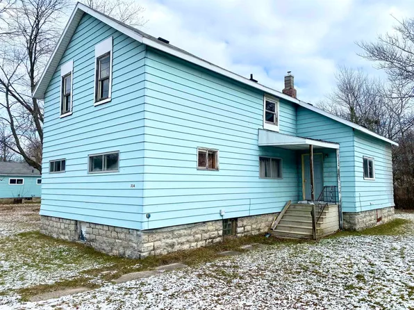 334 Hattie St, Marinette, WI 54143