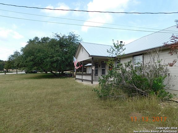 3rd image of 2531 Robin Hood Dr