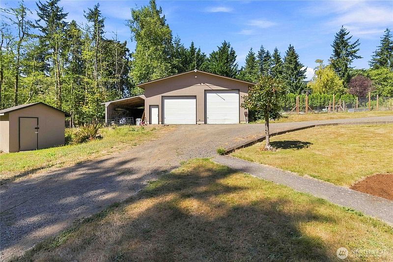 2nd image of 153 Claudine Court