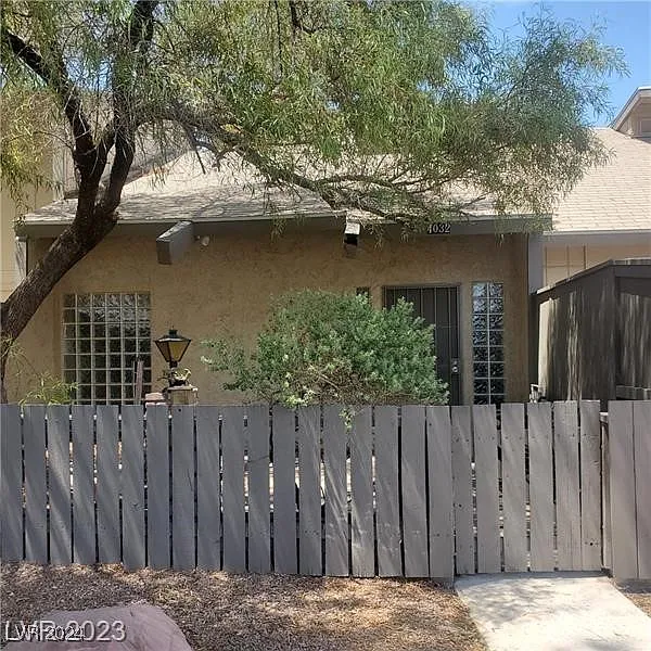 1 bed, 924 sqft, $1,800 — Photo 4