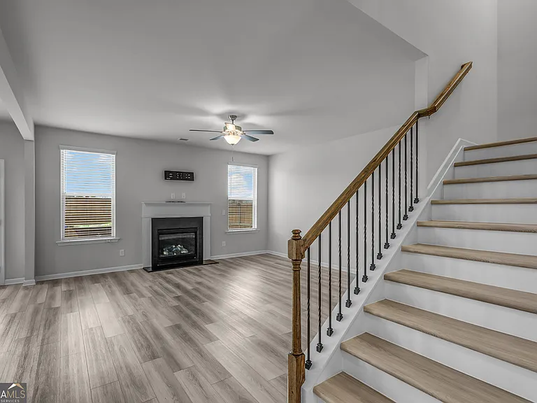 2000 Carolyn Dixon Way — Photo 8