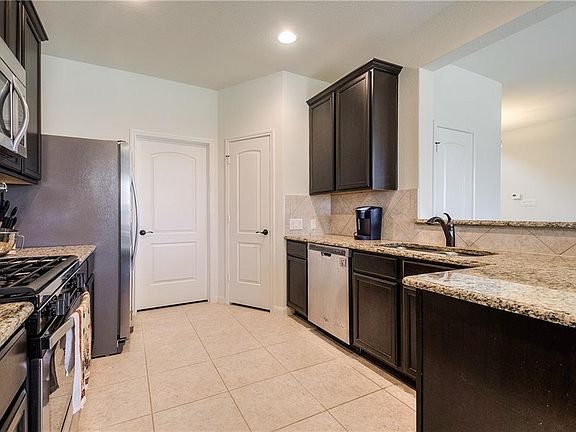 4th image of 440 Lipizzan Ln