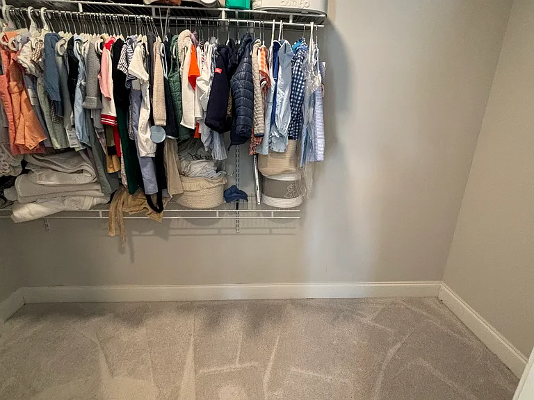 Upstairs Bedroom Walk in Closet