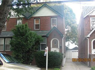 89-21 209th St, Jamaica, NY 11427