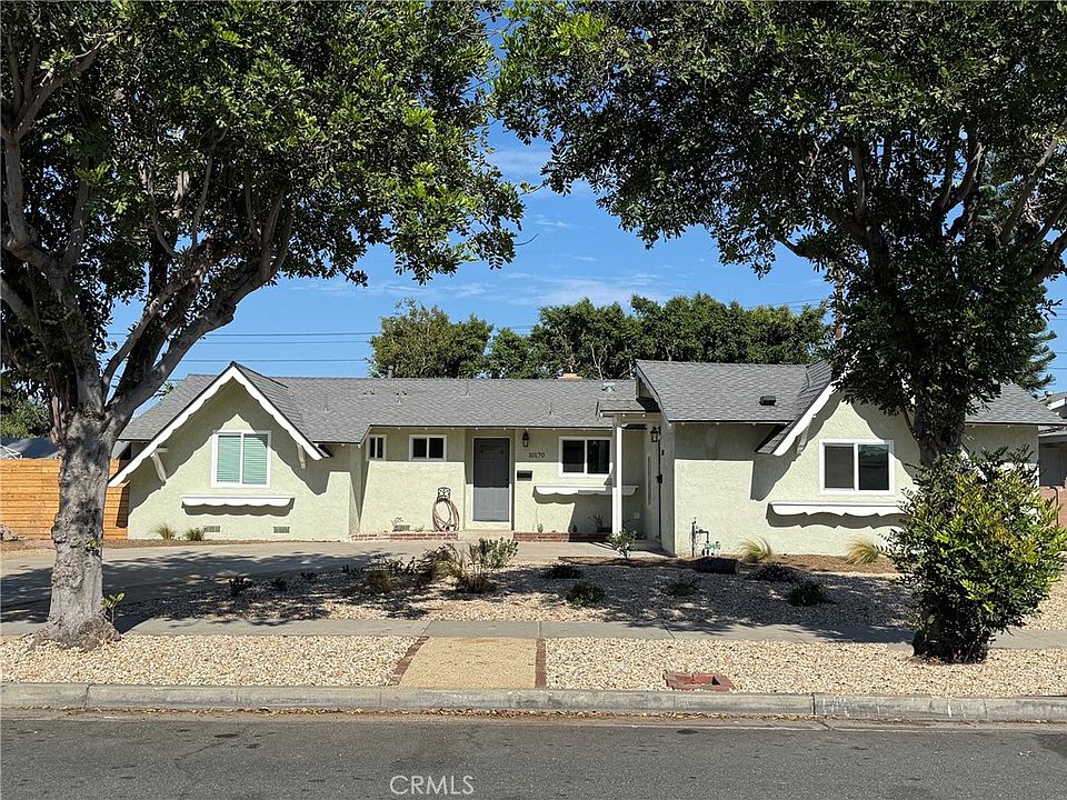 1st image of 10170 Fern Ave