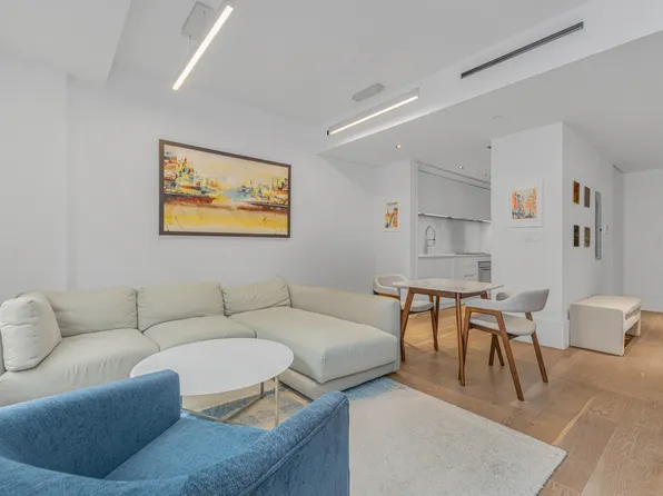 429 Kent Avenue image 1 of 18