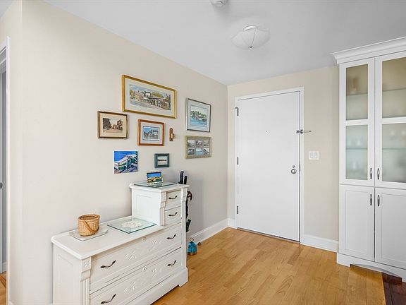 4th image of 1 Belmont Rd #541