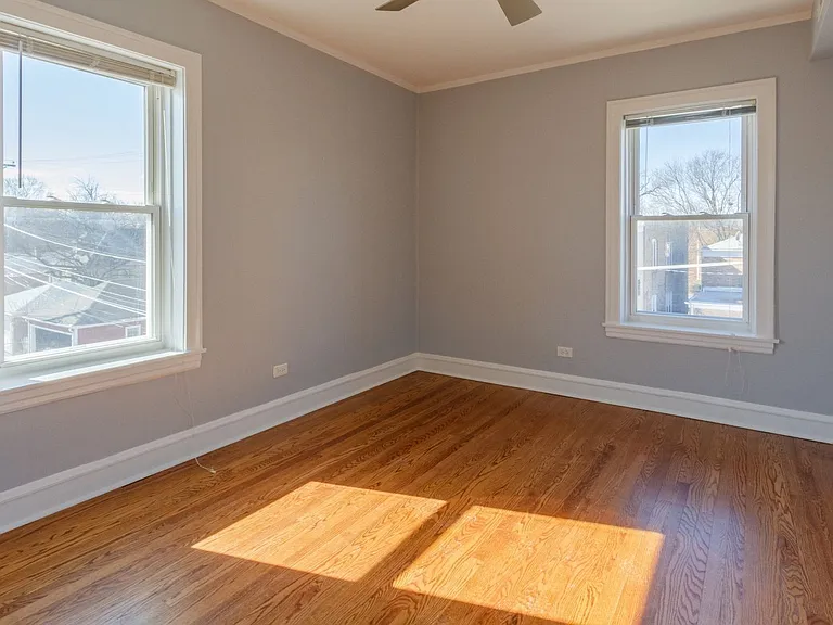 5726 N Mozart St #1A — Photo 12