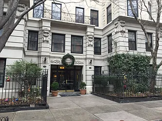 61 Pierrepont Street in Brooklyn Heights