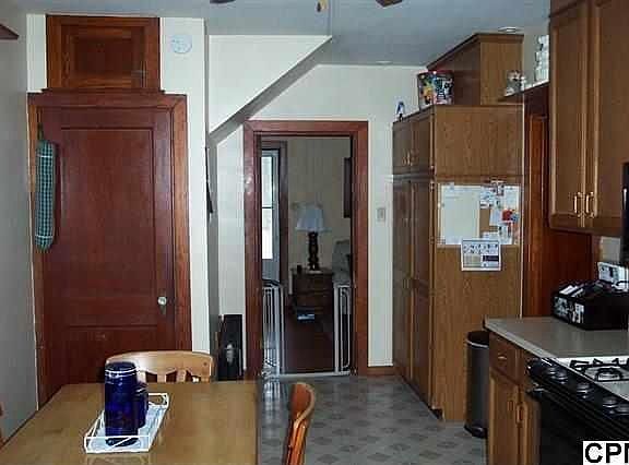 3rd image of 316 N Barbara St