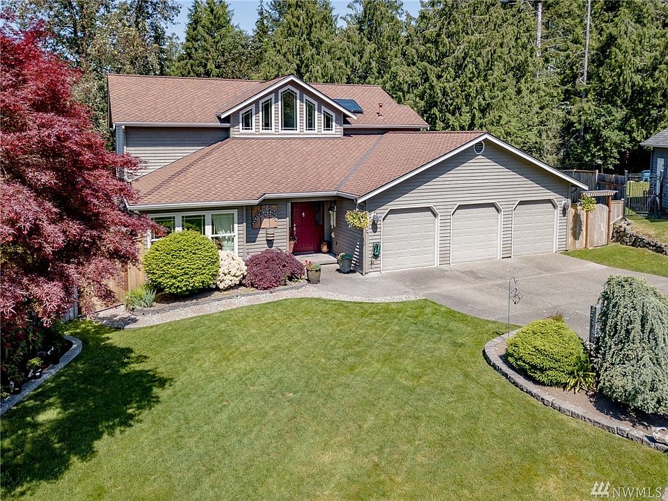 1st image of 1705 NW Viewmont Ct