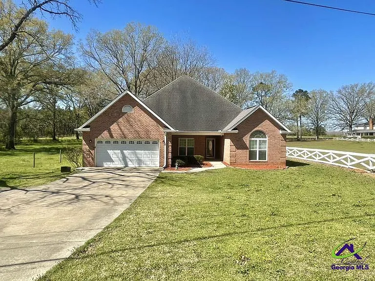 329 Arena Rd — Photo 1