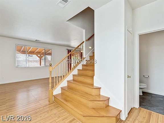 3rd image of 8023 Earl Grey Ct