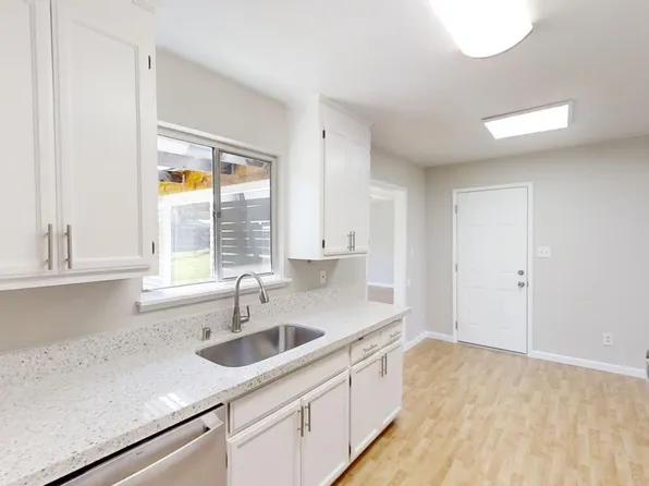 8411 Robie Way, Citrus Heights, CA 95610