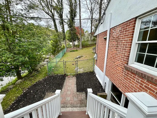 Mountain Rd — Photo 10
