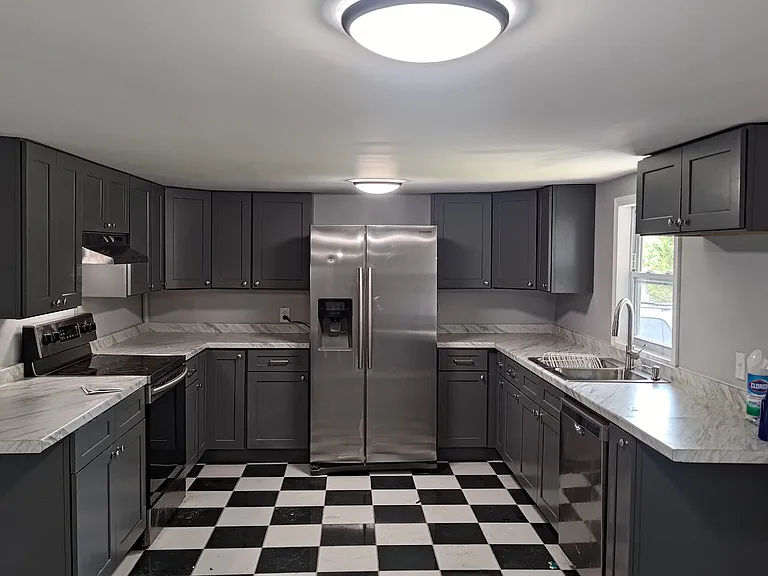 718 Gamble Dr — Photo 4