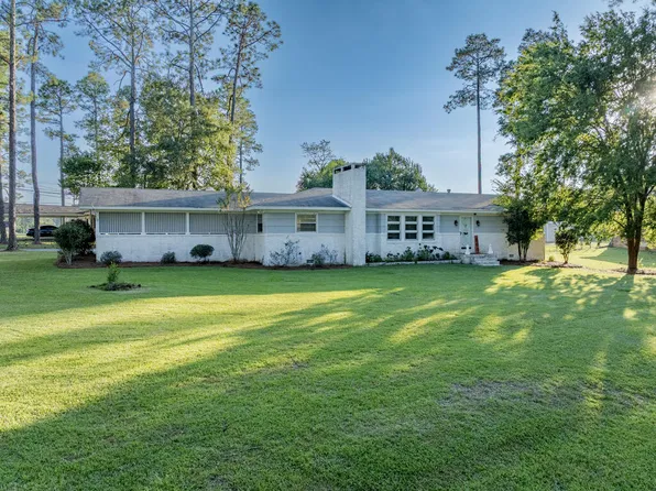 112 Shady Ln, Fitzgerald, GA 31750