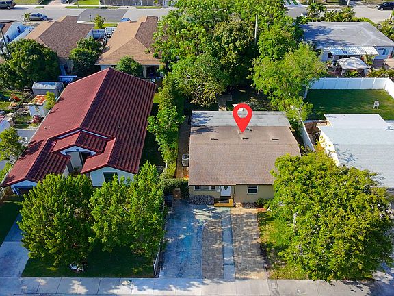 4th image of 429 Summa Street