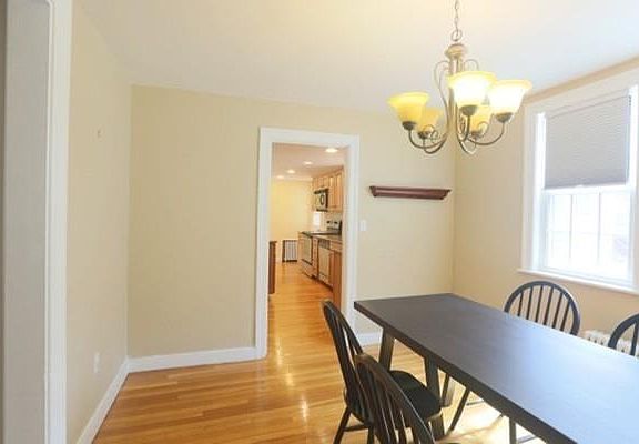 5th image of 126 Mayfair Dr